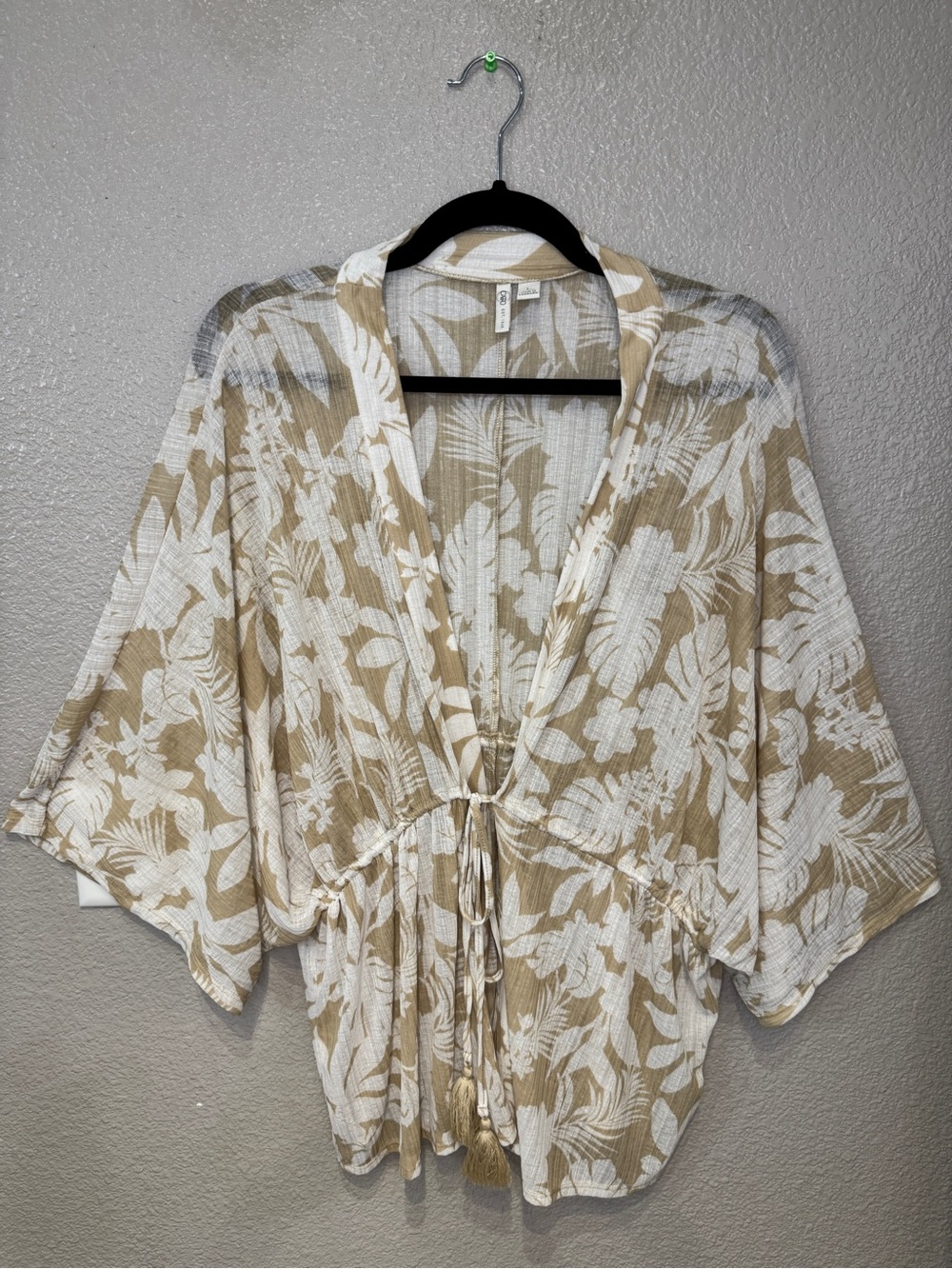 Cato Tropical Floral Kimono Cardigan Cover Up Beige White Resort Wear Beach